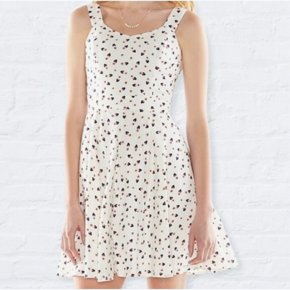 Floral Disney and Lauren Conrad Minnie Mouse Ditsy floral print dress, Size 12